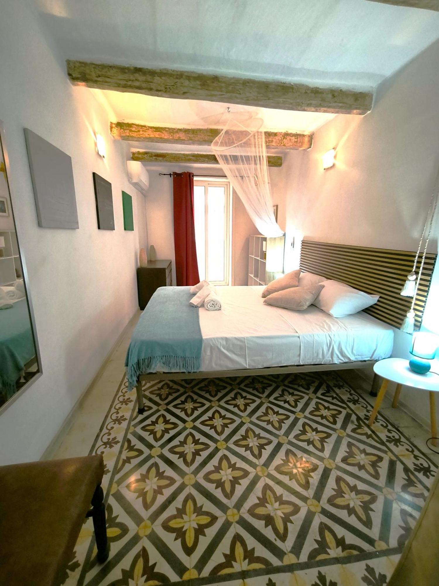 Stunning Valletta 3 Bedroom Town House المظهر الخارجي الصورة