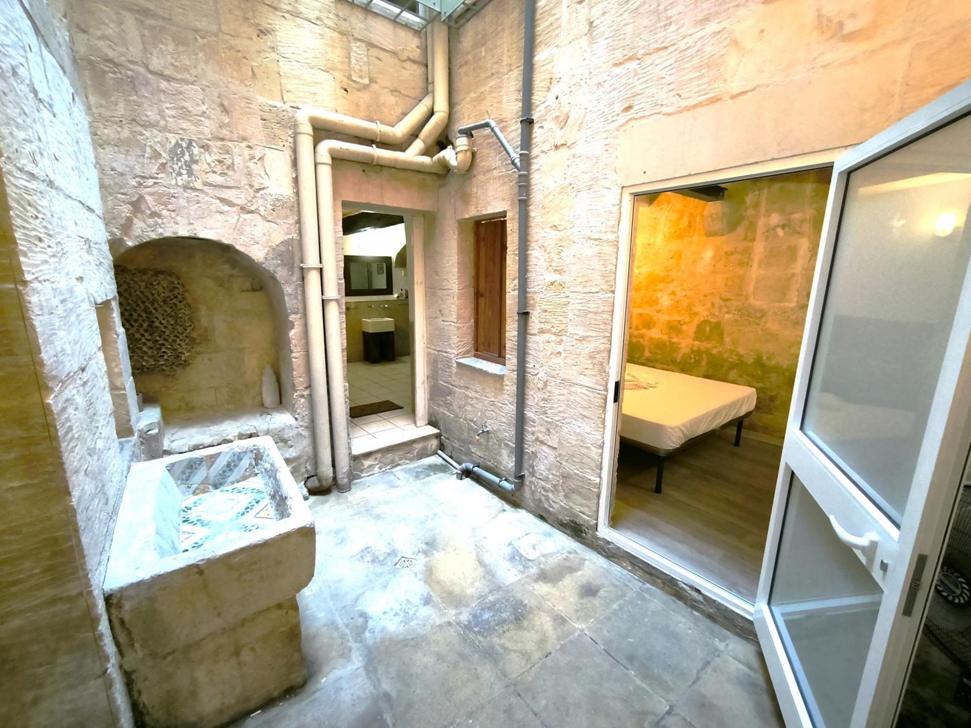 Stunning Valletta 3 Bedroom Town House المظهر الخارجي الصورة